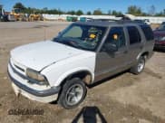 ✅ 2004 Chevrolet Blazer LS • VIN: 1GNCS13XX4K169093 • Lot: 43520737. Listed on IAAI with Not provided. Free auction sales archive from the USA and detailed vehicle history report at DreamBid. Image 2.