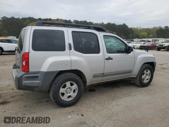 ✅ 2005 Nissan Xterra S • VIN: 5N1AN08U05C617736 • Lot: 51007095. Wystawiony na Copart z przebiegiem 177 833 mil. Bezpłatny archiwum sprzedaży aukcyjnych z USA i szczegółowy raport historii pojazdu na DreamBid. Zdjęcie 3.