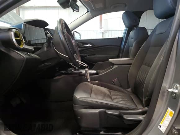 2024 Chevrolet Trax LT с VIN KL77LHE25RC061416, выставлен на аукционе Copart как лот 62026875 с пробегом 43 409 миль миль и Списание • Salvage title. История ставок и продаж доступна на DreamBid. Изображение 7.