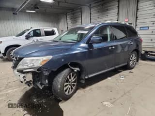 ✅ 2013 Nissan Pathfinder SV • VIN: 5N1AR2MM2DC668725 • Lot: 94069495. Listed on Copart with 132,336 mi. Free auction sales archive from the USA and detailed vehicle history report at DreamBid. Image 1.