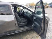 ✅ 2019 Nissan Rogue S • VIN: KNMAT2MV2KP530316 • Лот: 43635379. Опубликован ранее на IAAI с пробегом 82 726 миль. Бесплатный доступ к архиву аукционных продаж из США и подробный отчёт об истории автомобиля на DreamBid. Изображение 5.