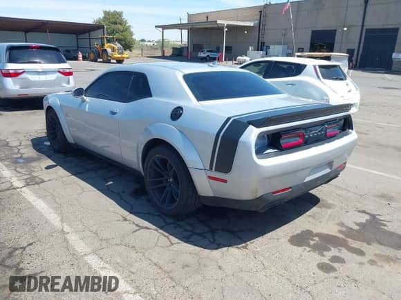 ✅ 2020 Dodge Challenger R/T Scat Pack • VIN: 2C3CDZFJ4LH222504 • Lot: 42283321. Wystawiony na IAAI z przebiegiem 9 098 mil. Bezpłatny archiwum sprzedaży aukcyjnych z USA i szczegółowy raport historii pojazdu na DreamBid. Zdjęcie 3.