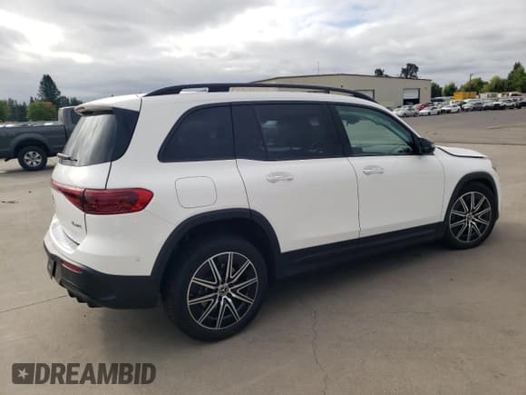 ✅ 2024 Mercedes-Benz EQB 350 • VIN: W1N9M1DB0RN098324 • Lot: 68393325. Listed on Copart with 3,985 mi. Free auction sales archive from the USA and detailed vehicle history report at DreamBid. Image 3.