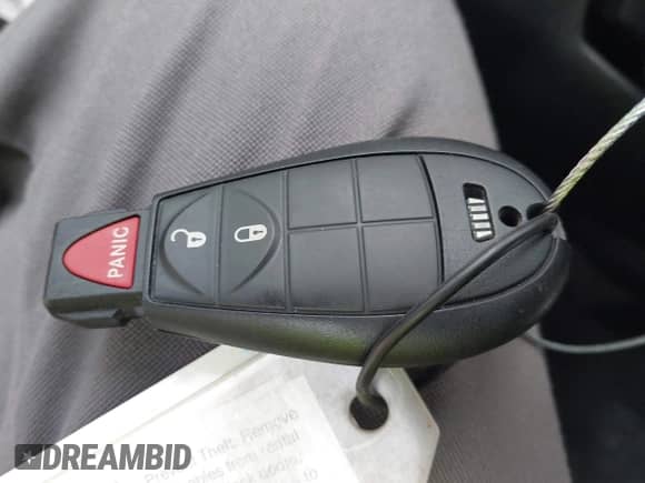 2024 Ram 1500 SLT z VIN 1C6RR7GG3RS157779, wystawiony jako IAAI lot #42488148 z przebiegiem 34 814 mil mil oraz . Historia ofert i sprzedaży dostępna na DreamBid. Obrazek 11.