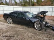 ✅ 2022 Dodge Challenger GT • VIN: 2C3CDZJGXNH164106 • Lot: 70738582. Wystawiony na Copart z przebiegiem 7 836 mil. Bezpłatny archiwum sprzedaży aukcyjnych z USA i szczegółowy raport historii pojazdu na DreamBid. Zdjęcie 4.