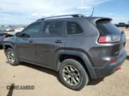 ✅ 2020 Jeep Cherokee Trailhawk Elite • VIN: 1C4PJMBN9LD531514 • Лот: 72083835. Опубликован ранее на Copart с пробегом 76 919 миль. Бесплатный доступ к архиву аукционных продаж из США и подробный отчёт об истории автомобиля на DreamBid. Изображение 2.