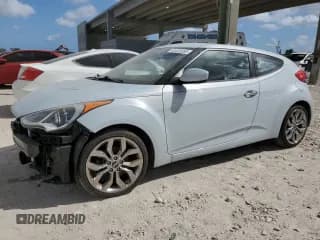 ✅ 2015 Hyundai Veloster RE:FLEX • VIN: KMHTC6AD2FU220472 • Lot: 45469555. Wystawiony na Copart z przebiegiem 46 373 mil. Bezpłatny archiwum sprzedaży aukcyjnych z USA i szczegółowy raport historii pojazdu na DreamBid. Zdjęcie 1.