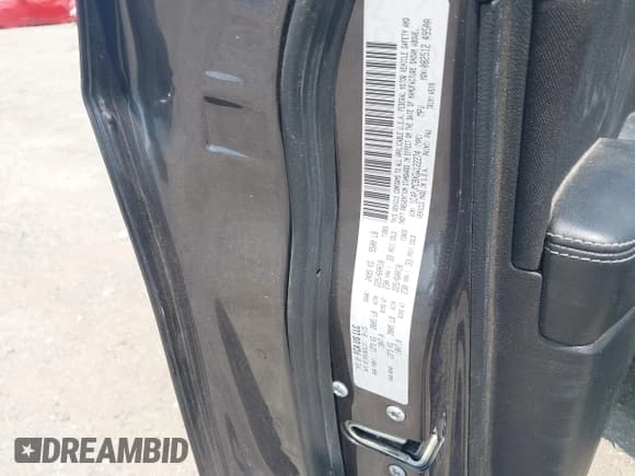 ✅ 2016 Jeep Cherokee Latitude • VIN: 1C4PJMCBXGW122274 • Lot: 42407175. Listed on IAAI with 152,229 mi. Free auction sales archive from the USA and detailed vehicle history report at DreamBid. Image 9.