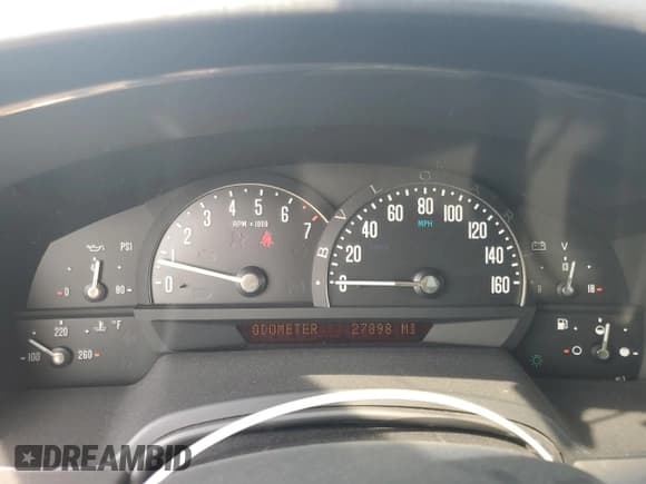 ✅ 2004 Cadillac XLR • VIN: 1G6YV34A245601303 • Lot: 57644265. Wystawiony na Copart z przebiegiem 27 898 mil. Bezpłatny archiwum sprzedaży aukcyjnych z USA i szczegółowy raport historii pojazdu na DreamBid. Zdjęcie 9.