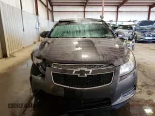 ✅ 2014 Chevrolet Cruze 1LT • VIN: 1G1PC5SB8E7413664 • Lot: 89469535. Listed on Copart with 172,688 mi. Free auction sales archive from the USA and detailed vehicle history report at DreamBid. Image 5.