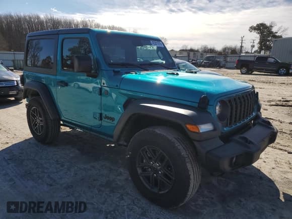 ✅ 2024 Jeep Wrangler Willys • VIN: 1C4PJXAGXRW193414 • Лот: 45381975. Опубликован ранее на Copart с пробегом 9 683 миль. Бесплатный доступ к архиву аукционных продаж из США и подробный отчёт об истории автомобиля на DreamBid. Изображение 4.