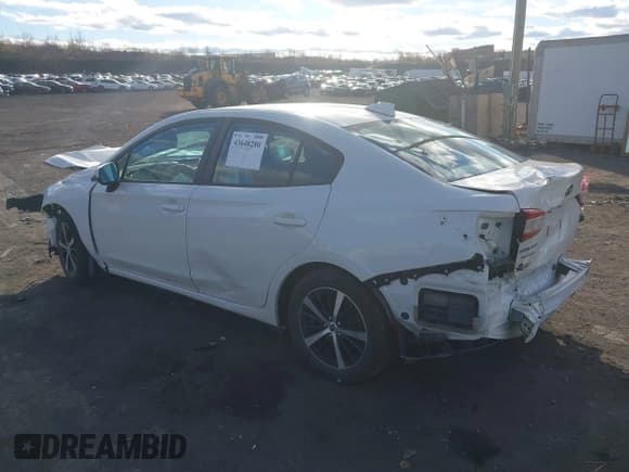 ✅ 2020 Subaru Impreza Premium • VIN: 4S3GKAV69L3614401 • Lot: 43648280. Listed on IAAI with 29,369 mi. Free auction sales archive from the USA and detailed vehicle history report at DreamBid. Image 3.