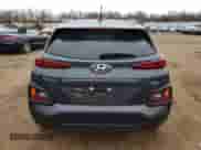 2019 Hyundai Kona SEL z VIN KM8K2CAA0KU339022, wystawiony jako Copart lot #71176432 z przebiegiem 51 055 mil mil oraz . Historia ofert i sprzedaży dostępna na DreamBid. Obrazek 6.