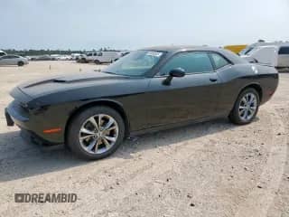 2020 Dodge Challenger SXT с VIN 2C3CDZGG6LH121614, выставлен на аукционе Copart как лот 58050835 с пробегом 119 981 миль миль и Чистый • Clean title. История ставок и продаж доступна на DreamBid. Изображение 1.