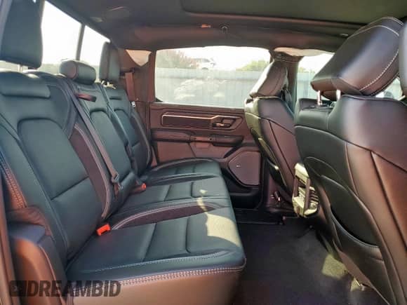 2025 Ram 1500 Rebel z VIN 1C6SRFLP0SN652317, wystawiony jako Copart lot #80951075 z przebiegiem 8 133 mil mil oraz Szkoda całkowita • Salvage title. Historia ofert i sprzedaży dostępna na DreamBid. Obrazek 10.