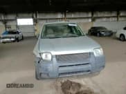 ✅ 2003 Ford Escape XLS Popular • VIN: 1FMYU92113KD08154 • Lot: 51543445. Listed on Copart with 177,686 mi. Free auction sales archive from the USA and detailed vehicle history report at DreamBid. Image 11.