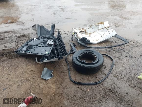 ✅ 2018 Hyundai Ioniq Blue • VIN: KMHC65LCXJU076829 • Lot: 41450252. Wystawiony na IAAI z przebiegiem 159 242 mil. Bezpłatny archiwum sprzedaży aukcyjnych z USA i szczegółowy raport historii pojazdu na DreamBid. Zdjęcie 12.