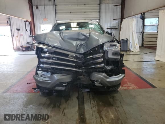 ✅ 2025 Chevrolet Silverado 1500 High Country • VIN: 1GCUKJEL7SZ100275 • Lot: 53939545. Listed on Copart with 8,558 mi. Free auction sales archive from the USA and detailed vehicle history report at DreamBid. Image 5.