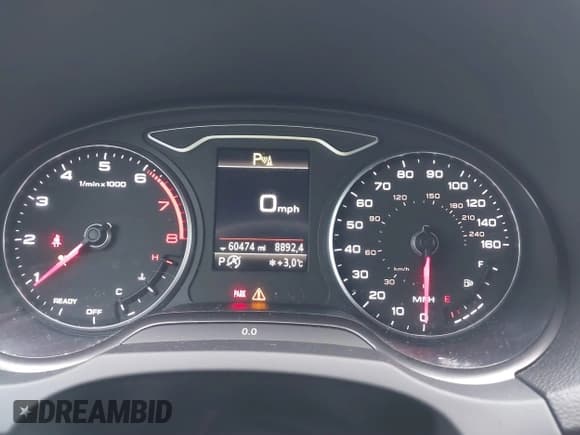 ✅ 2020 Audi A3 Premium • VIN: WAUAUGFF5LA104296 • Lot: 41629104. Wystawiony na IAAI z przebiegiem 60 474 mil. Bezpłatny archiwum sprzedaży aukcyjnych z USA i szczegółowy raport historii pojazdu na DreamBid. Zdjęcie 7.