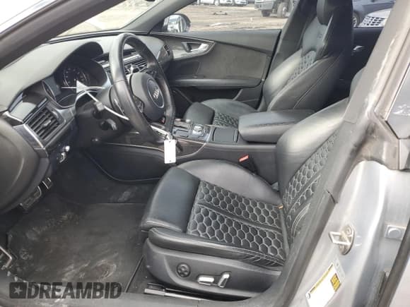 ✅ 2018 Audi RS 7 Prestige • VIN: WUAWAAFC9JN900255 • Lot: 83024534. Wystawiony na Copart z przebiegiem 53 363 mil. Bezpłatny archiwum sprzedaży aukcyjnych z USA i szczegółowy raport historii pojazdu na DreamBid. Zdjęcie 7.