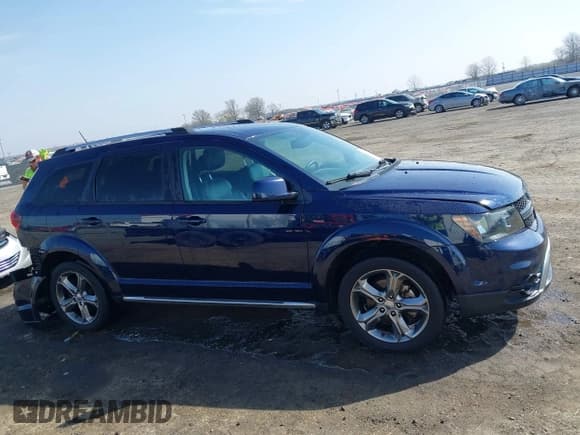 ✅ 2017 Dodge Journey Crossroad Plus • VIN: 3C4PDCGG2HT581541 • Lot: 41805159. Listed on IAAI with 142,470 mi. Free auction sales archive from the USA and detailed vehicle history report at DreamBid. Image 13.