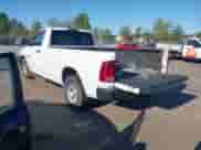 2016 Ram 1500 Tradesman z VIN 3C6JR6DG5GG239657, wystawiony jako IAAI lot #42068193 z przebiegiem 161 465 mil mil oraz . Historia ofert i sprzedaży dostępna na DreamBid. Obrazek 3.