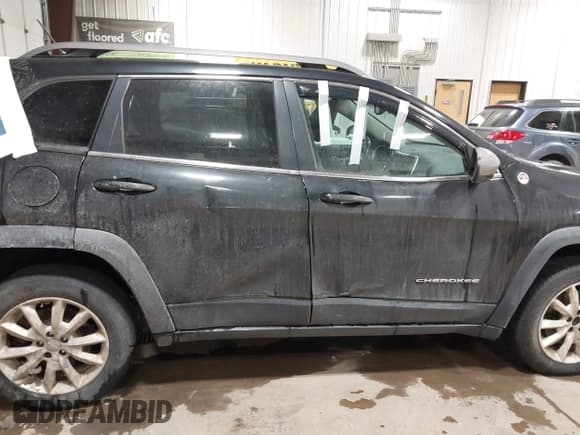 ✅ 2014 Jeep Cherokee Trailhawk • VIN: 1C4PJMBS5EW294212 • Лот: 43824365. Опубликован ранее на IAAI с пробегом 151 933 миль. Бесплатный доступ к архиву аукционных продаж из США и подробный отчёт об истории автомобиля на DreamBid. Изображение 14.