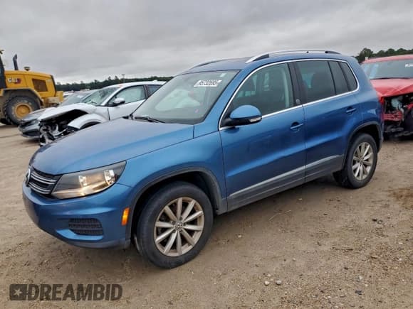 ✅ 2017 Volkswagen Tiguan Wolfsburg Edition • VIN: WVGSV7AX8HW512964 • Lot: 95732695. Wystawiony na Copart z przebiegiem 103 705 mil. Bezpłatny archiwum sprzedaży aukcyjnych z USA i szczegółowy raport historii pojazdu na DreamBid. Zdjęcie 1.
