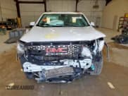 ✅ 2018 GMC Acadia Denali • VIN: 1GKKNPLS8JZ108626 • Lot: 68209675. Wystawiony na Copart z przebiegiem 117 787 mil. Bezpłatny archiwum sprzedaży aukcyjnych z USA i szczegółowy raport historii pojazdu na DreamBid. Zdjęcie 5.