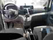 2015 Chevrolet City Express Cargo LS z VIN 3N63M0YN0FK721323, wystawiony jako Copart lot #57273775 z przebiegiem Nie podano mil oraz Szkoda całkowita • Salvage title. Historia ofert i sprzedaży dostępna na DreamBid. Obrazek 8.