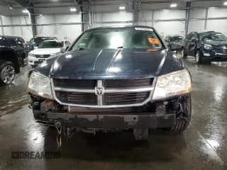 ✅ 2008 Dodge Avenger SXT • VIN: 1B3LC56K28N269272 • Лот: 81075694. Опубликован ранее на Copart с пробегом 172 732 миль. Бесплатный доступ к архиву аукционных продаж из США и подробный отчёт об истории автомобиля на DreamBid. Изображение 5.