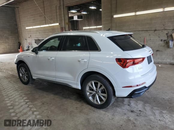 ✅ 2021 Audi Q3 S line Premium • VIN: WA1DECF33M1100304 • Lot: 58722335. Listed on Copart with 26,043 mi. Free auction sales archive from the USA and detailed vehicle history report at DreamBid. Image 2.
