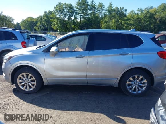 ✅ 2017 Buick Envision Essence • VIN: LRBFXDSA3HD015758 • Lot: 43114951. Wystawiony na IAAI z przebiegiem 91 330 mil. Bezpłatny archiwum sprzedaży aukcyjnych z USA i szczegółowy raport historii pojazdu na DreamBid. Zdjęcie 14.