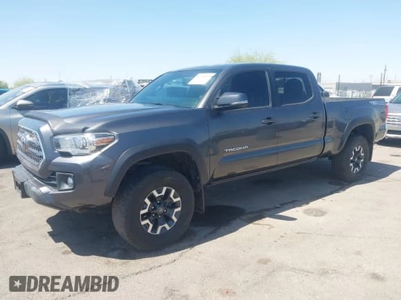✅ 2017 Toyota Tacoma SR5 • VIN: 3TMDZ5BN4HM035940 • Lot: 42276879. Wystawiony na IAAI z przebiegiem 110 626 mil. Bezpłatny archiwum sprzedaży aukcyjnych z USA i szczegółowy raport historii pojazdu na DreamBid. Zdjęcie 2.