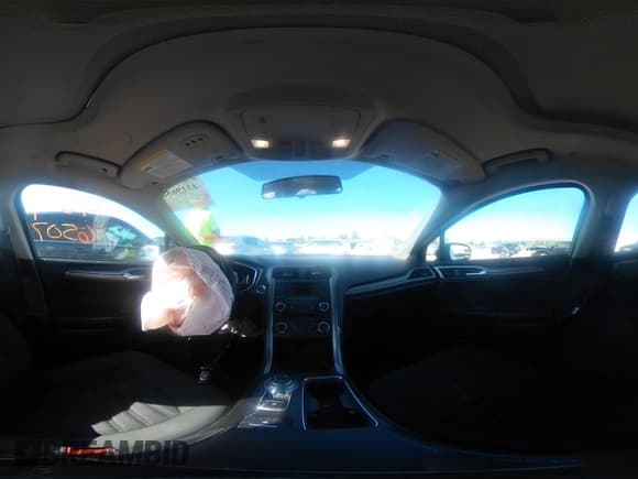 ✅ 2018 Ford Fusion SE • VIN: 3FA6P0LU6JR124351 • Lot: 43196507. Wystawiony na IAAI z przebiegiem 79 873 mil. Bezpłatny archiwum sprzedaży aukcyjnych z USA i szczegółowy raport historii pojazdu na DreamBid. Zdjęcie 19.