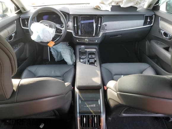 ✅ 2024 Volvo S90 • VIN: LVY062ME4RP394132 • Lot: 78814884. Wystawiony na Copart z przebiegiem 57 249 mil. Bezpłatny archiwum sprzedaży aukcyjnych z USA i szczegółowy raport historii pojazdu na DreamBid. Zdjęcie 8.