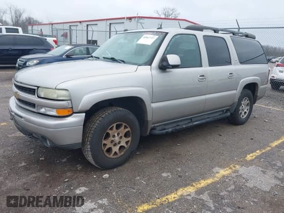 ✅ 2005 Chevrolet Suburban LT • VIN: 3GNFK16Z15G234416 • Лот: 40967737. Опубликован ранее на IAAI с пробегом 197 990 миль. Бесплатный доступ к архиву аукционных продаж из США и подробный отчёт об истории автомобиля на DreamBid. Изображение 2.