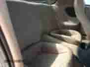 1997 Chevrolet Camaro Z28 z VIN 2G1FP22P0V2107947, wystawiony jako Copart lot #43237785 z przebiegiem Nie podano mil oraz Czysty tytuł • Clean title. Historia ofert i sprzedaży dostępna na DreamBid. Obrazek 10.