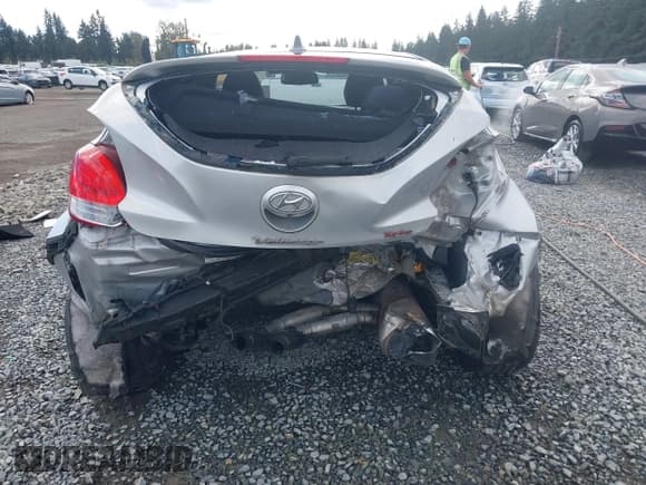 ✅ 2016 Hyundai Veloster Turbo Rally Edition • VIN: KMHTC6AE9GU282882 • Лот: 43341751. Опубликован ранее на IAAI с пробегом 72 574 миль. Бесплатный доступ к архиву аукционных продаж из США и подробный отчёт об истории автомобиля на DreamBid. Изображение 6.