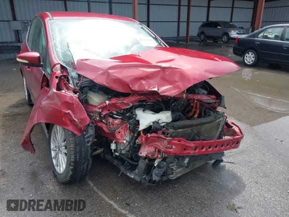 ✅ 2013 Ford C-Max SEL • VIN: 1FADP5BU9DL520640 • Лот: 41714642. Опубликован ранее на IAAI с пробегом 81 979 миль. Бесплатный доступ к архиву аукционных продаж из США и подробный отчёт об истории автомобиля на DreamBid. Изображение 6.