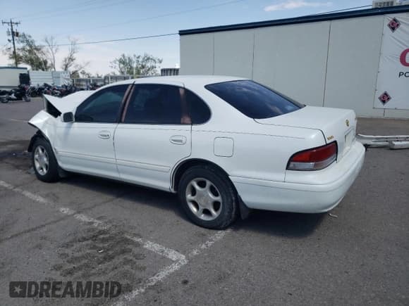 ✅ 1997 Toyota Avalon XL • VIN: 4T1BF12B8VU182635 • Лот: 69010194. Опубликован ранее на Copart с пробегом 224 893 миль. Бесплатный доступ к архиву аукционных продаж из США и подробный отчёт об истории автомобиля на DreamBid. Изображение 2.