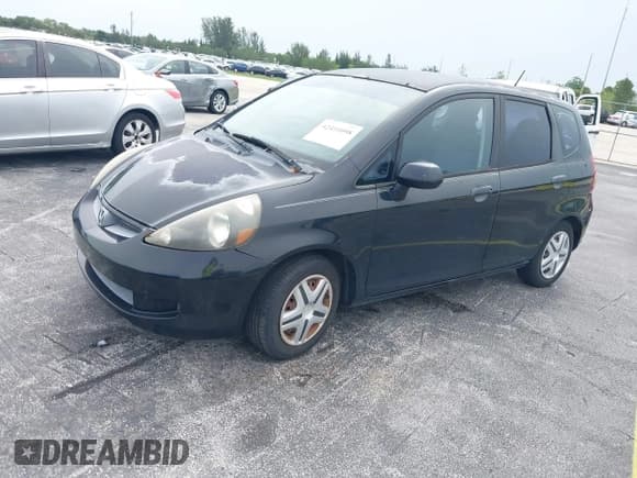 ✅ 2008 Honda Fit • VIN: JHMGD38438S005414 • Lot: 42411098. Listed on IAAI with 147,979 mi. Free auction sales archive from the USA and detailed vehicle history report at DreamBid. Image 2.