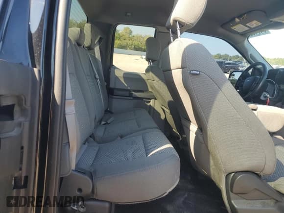 ✅ 2018 Ford F-150 XLT • VIN: 1FTFX1EG6JFA04070 • Lot: 84746085. Listed on Copart with 106,584 mi. Free auction sales archive from the USA and detailed vehicle history report at DreamBid. Image 10.