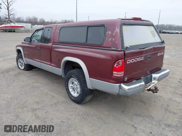 ✅ 2000 Dodge Dakota Sport • VIN: 1B7GG22N4YS709948 • Lot: 41714352. Wystawiony na IAAI z przebiegiem Nie podano. Bezpłatny archiwum sprzedaży aukcyjnych z USA i szczegółowy raport historii pojazdu na DreamBid. Zdjęcie 3.