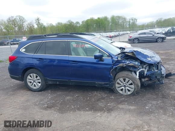 ✅ 2017 Subaru Outback Premium • VIN: 4S4BSACC1H3363993 • Lot: 42222854. Listed on IAAI with 111,624 mi. Free auction sales archive from the USA and detailed vehicle history report at DreamBid. Image 13.