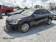 ✅ 2015 Volkswagen Jetta SE • VIN: 3VWD17AJ1FM238876 • Lot: 58957215. Listed on Copart with 122,705 mi. Free auction sales archive from the USA and detailed vehicle history report at DreamBid. Image 1.