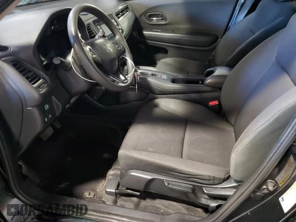 ✅ 2019 Honda HR-V LX • VIN: 3CZRU6H32KG728523 • Lot: 89623865. Wystawiony na Copart z przebiegiem 88 676 mil. Bezpłatny archiwum sprzedaży aukcyjnych z USA i szczegółowy raport historii pojazdu na DreamBid. Zdjęcie 7.