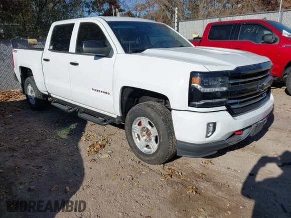 ✅ 2018 Chevrolet Silverado 1500 LTZ • VIN: 3GCUKSEC3JG226251 • Lot: 43672497. Wystawiony na IAAI z przebiegiem 158 623 mil. Bezpłatny archiwum sprzedaży aukcyjnych z USA i szczegółowy raport historii pojazdu na DreamBid. Zdjęcie 1.