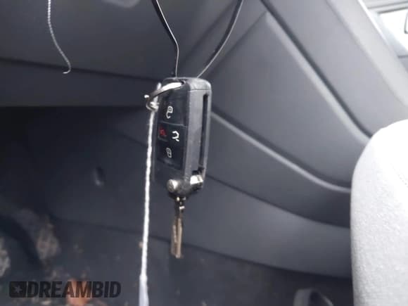 ✅ 2019 Volkswagen Tiguan S • VIN: 3VV1B7AX6KM075919 • Lot: 41390124. Listed on IAAI with 42,745 mi. Free auction sales archive from the USA and detailed vehicle history report at DreamBid. Image 11.