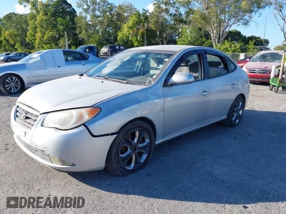 ✅ 2008 Hyundai Elantra GLS • VIN: KMHDU46DX8U423790 • Lot: 43699881. Wystawiony na IAAI z przebiegiem 158 334 mil. Bezpłatny archiwum sprzedaży aukcyjnych z USA i szczegółowy raport historii pojazdu na DreamBid. Zdjęcie 2.